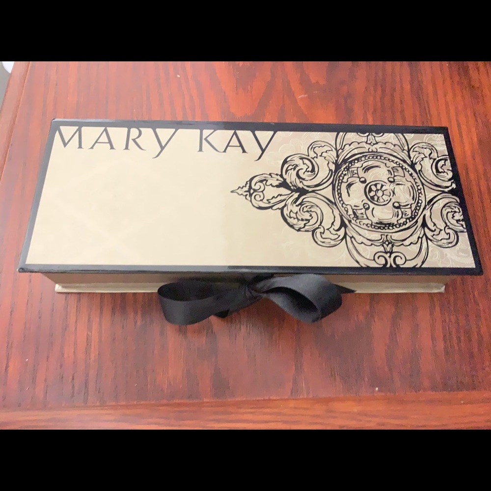 Mary kay mini collection